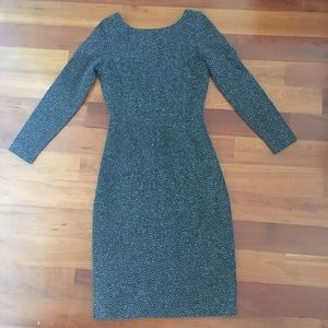 Banana republic dark gray chevron pattern sheath